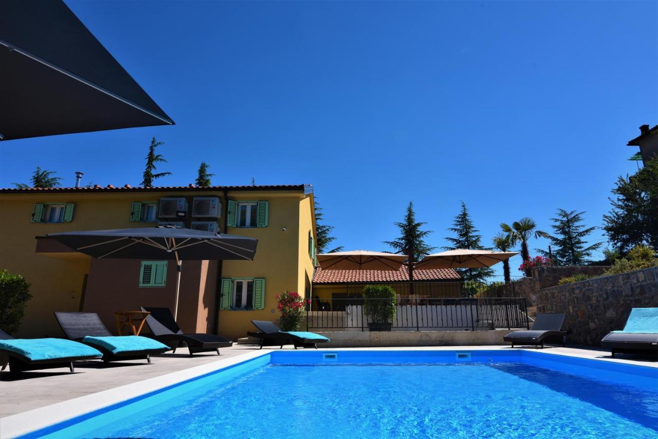 Letorina Rooms And Apartments With Pool Matulji Exterior foto