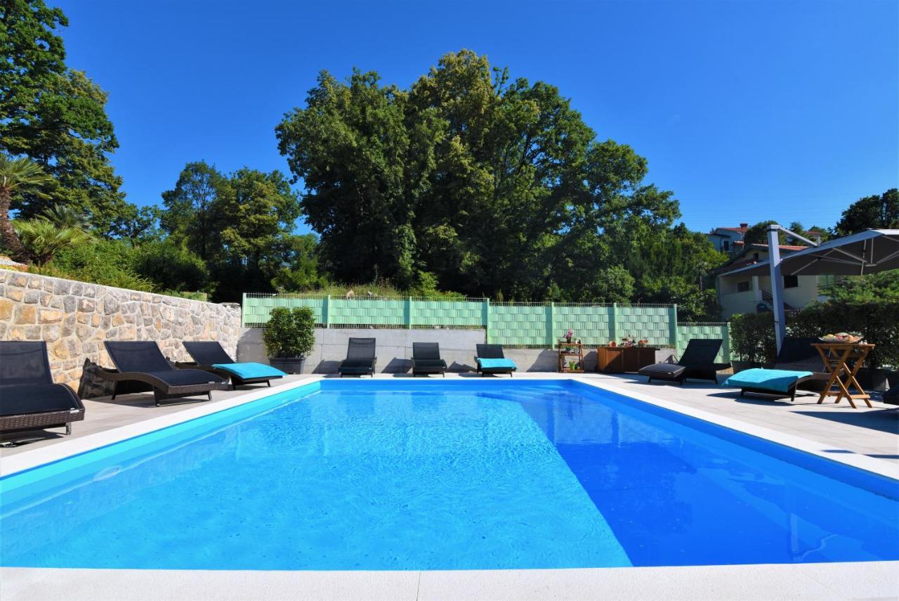 Letorina Rooms And Apartments With Pool Matulji Exterior foto